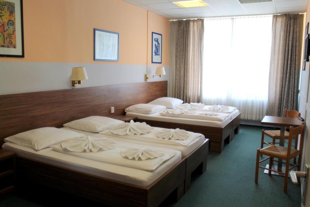 City Hotel Ansbach Am Kadewe Berlijn Buitenkant foto