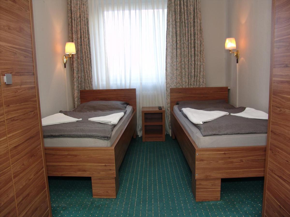 City Hotel Ansbach Am Kadewe Berlijn Buitenkant foto