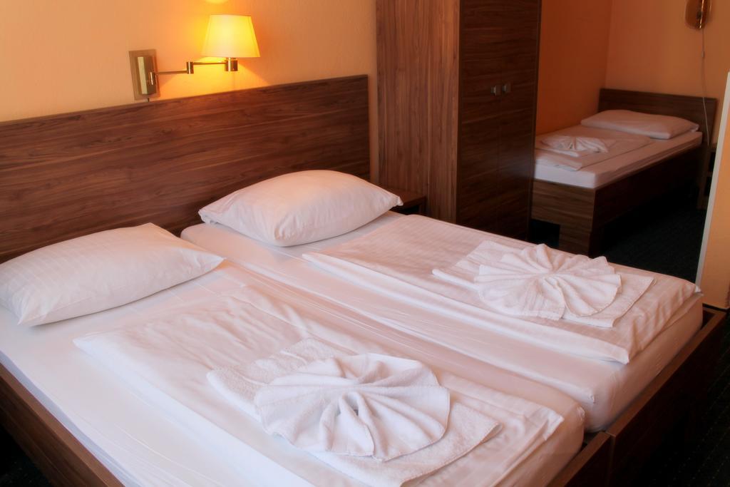 City Hotel Ansbach Am Kadewe Berlijn Buitenkant foto